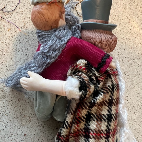 Vintage 1984 Kurt Adler 🎄Bob Cratchit and Tiny Tim Porcelain Christmas Carol ♥️ - Picture 7 of 12